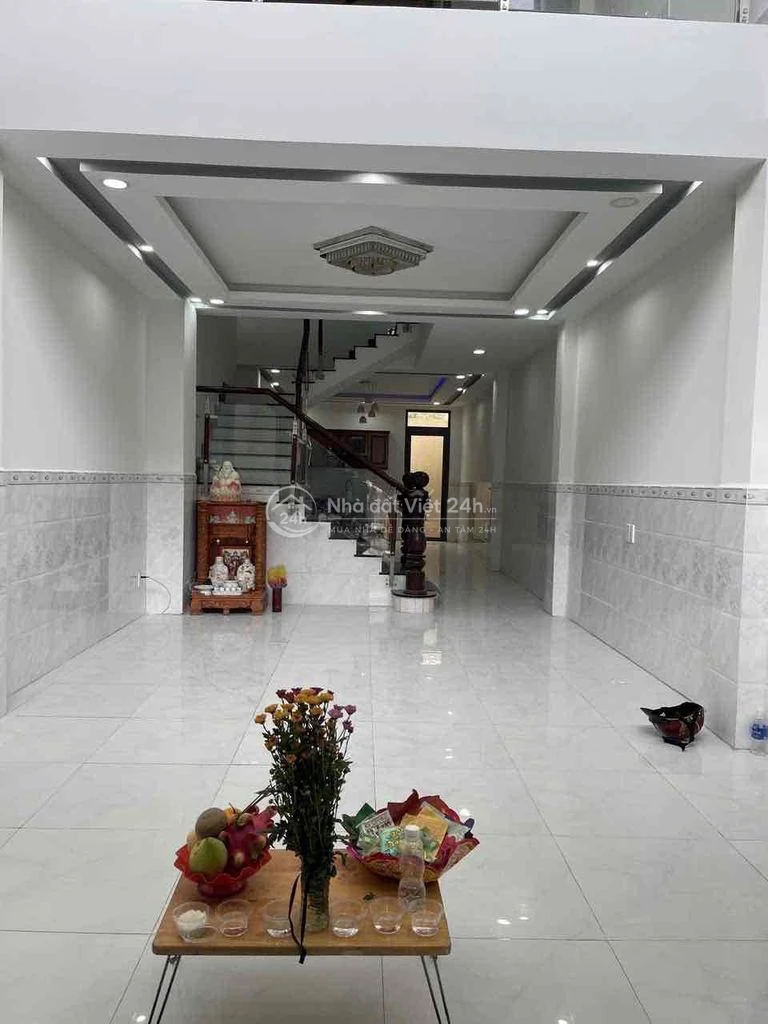 Bán nhà MT đường nội bộ Quang Trung