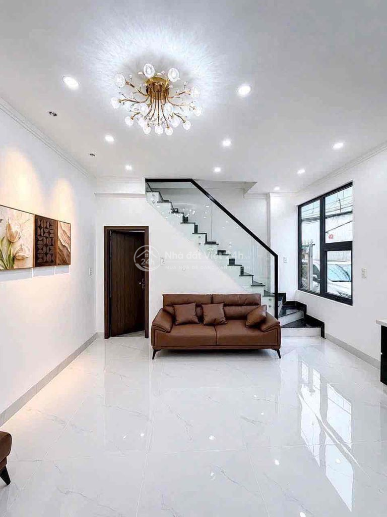 bán nhà lầu sát bờ kè siêu đẹp phường bửu long.