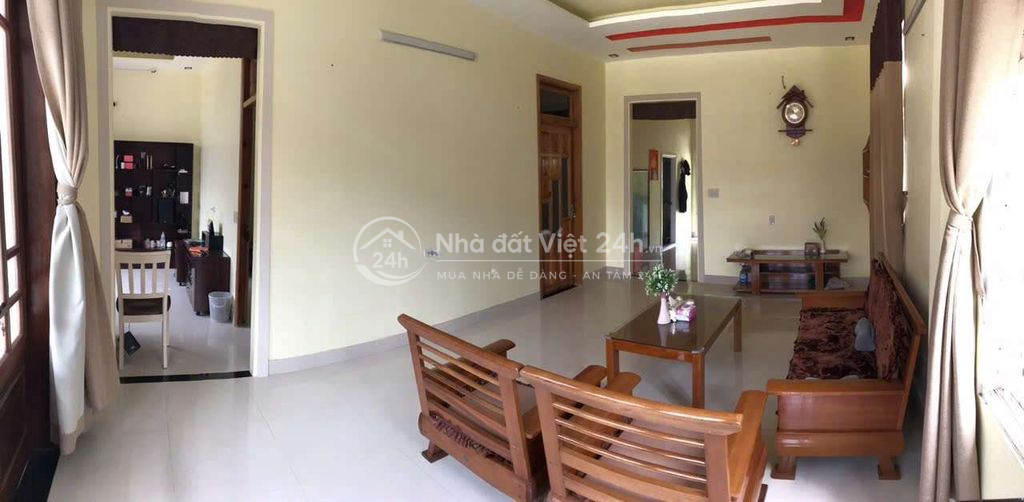 nhà sân vườn