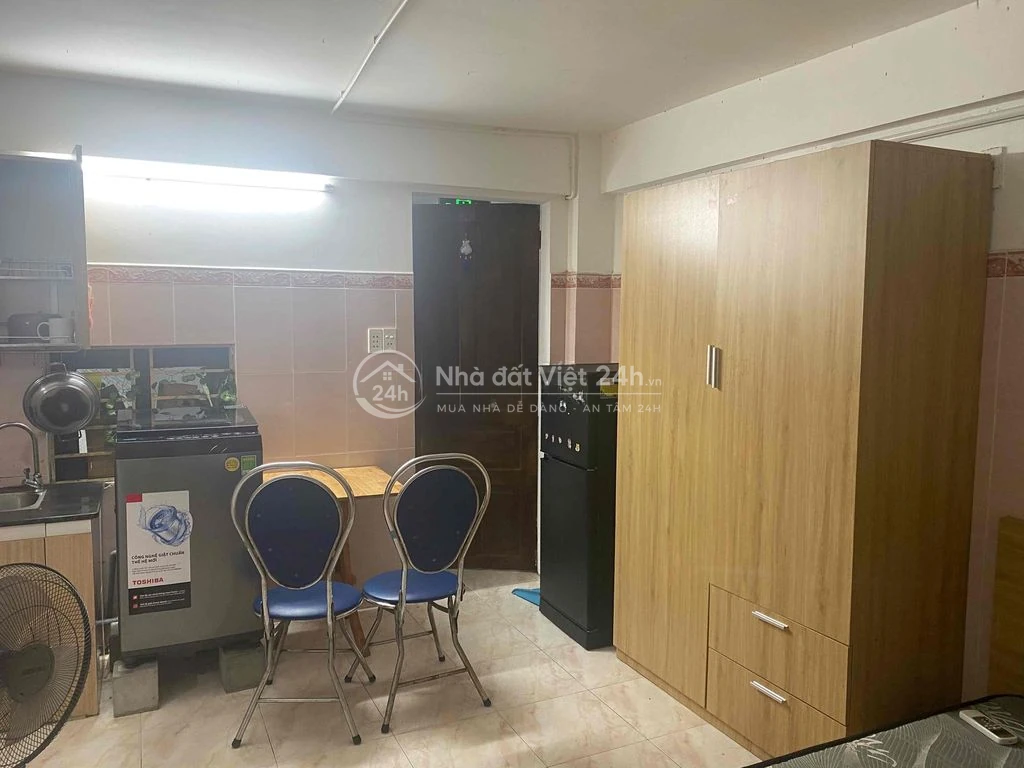 Căn hộ có bếp, máy giặt riêng, đầy đủ nội thất