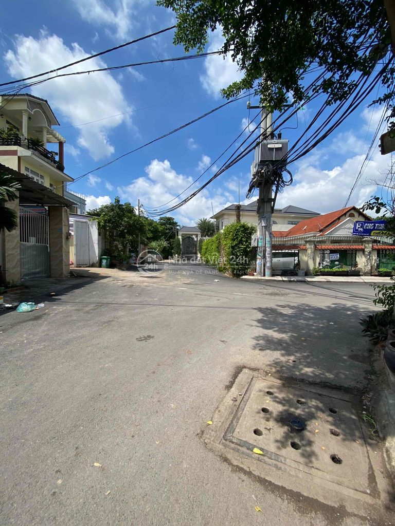 BÁN NHÀ VƯỜN 1400M2 ĐƯỜNG 36 BẾN ĐÒ LINH ĐÔNG