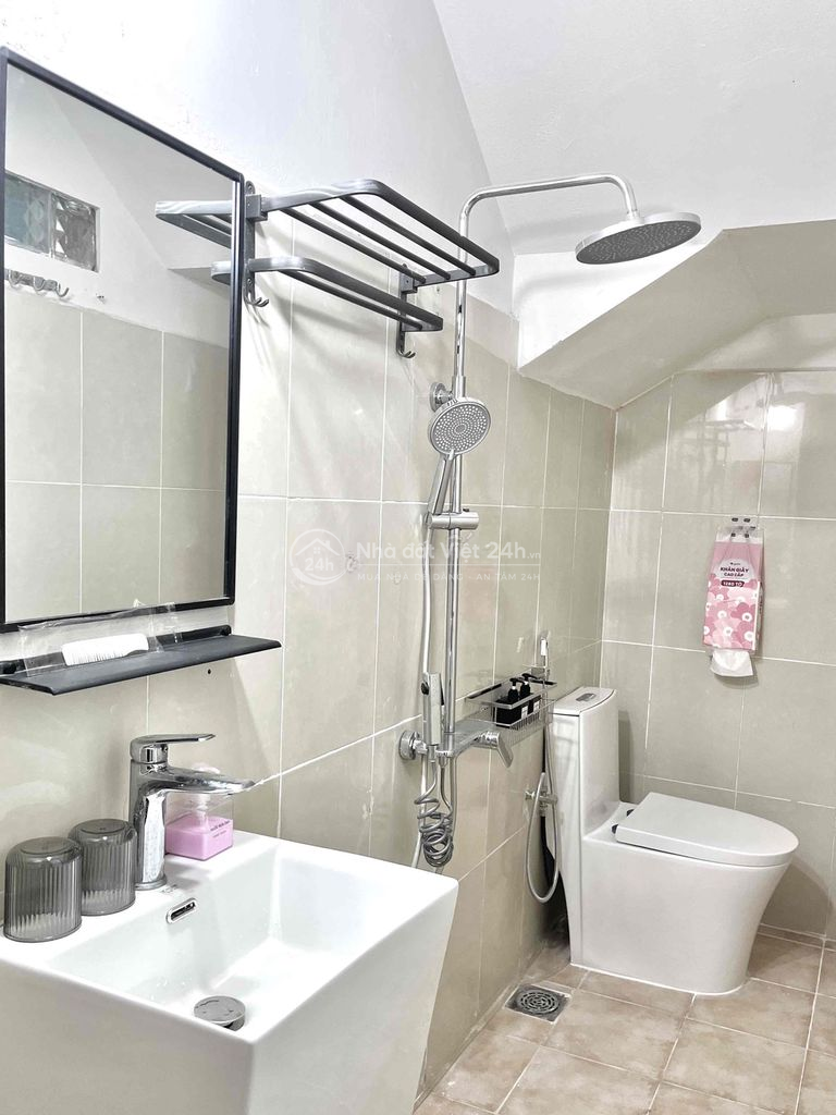 CHO THUÊ MBKD TẦNG TRỆT 39 LÊ LỢI