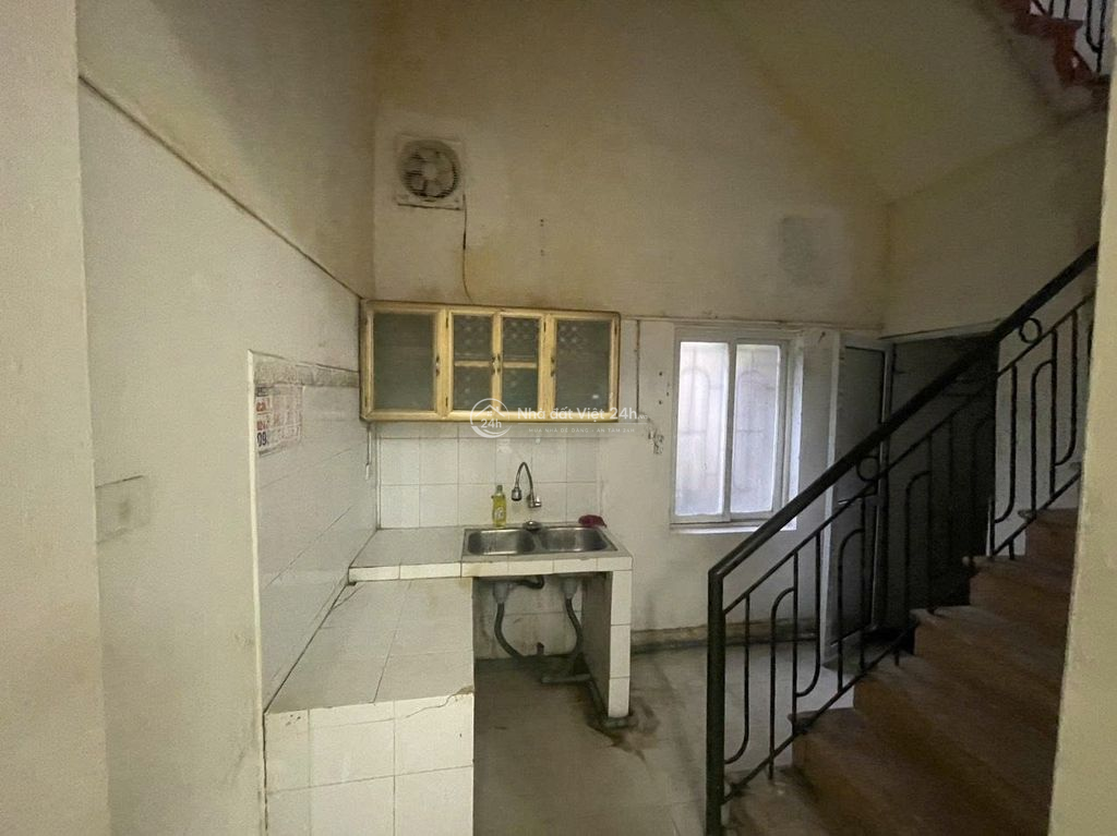 Nhà riêng ngõ 190 hoàng mai dt60m2x2t giá 8tr