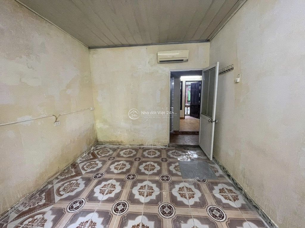 Nhà riêng ngõ 190 hoàng mai dt60m2x2t giá 8tr