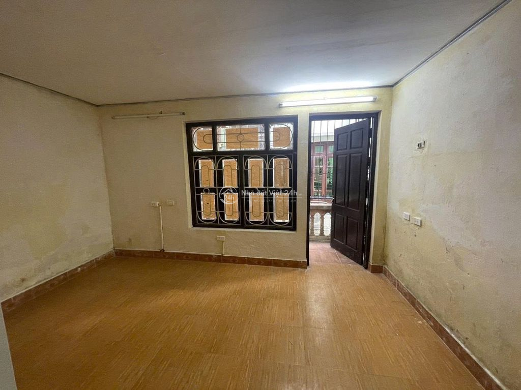 Nhà riêng ngõ 190 hoàng mai dt60m2x2t giá 8tr