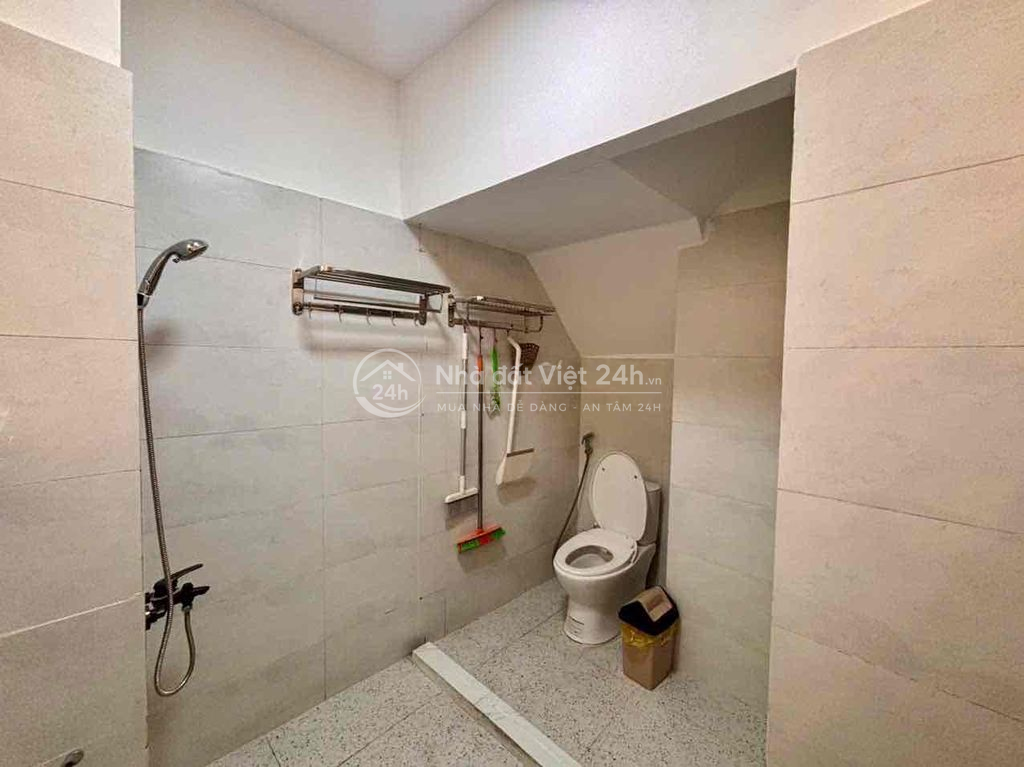 Cho Thuê Phòng Mặt Tiền Đường - Nhà Mới - Gần Ngã Tư Lê Đại Hành Q11
