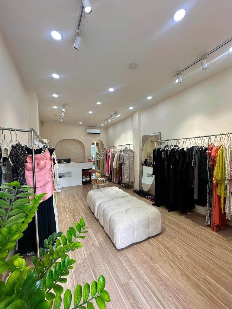 CHO THUÊ NHÀ MẶT TIỀN ĐƯỜNG LÊ VĂN SỸ, PHƯỜNG NHIÊU LỘC, QUẬN 3
