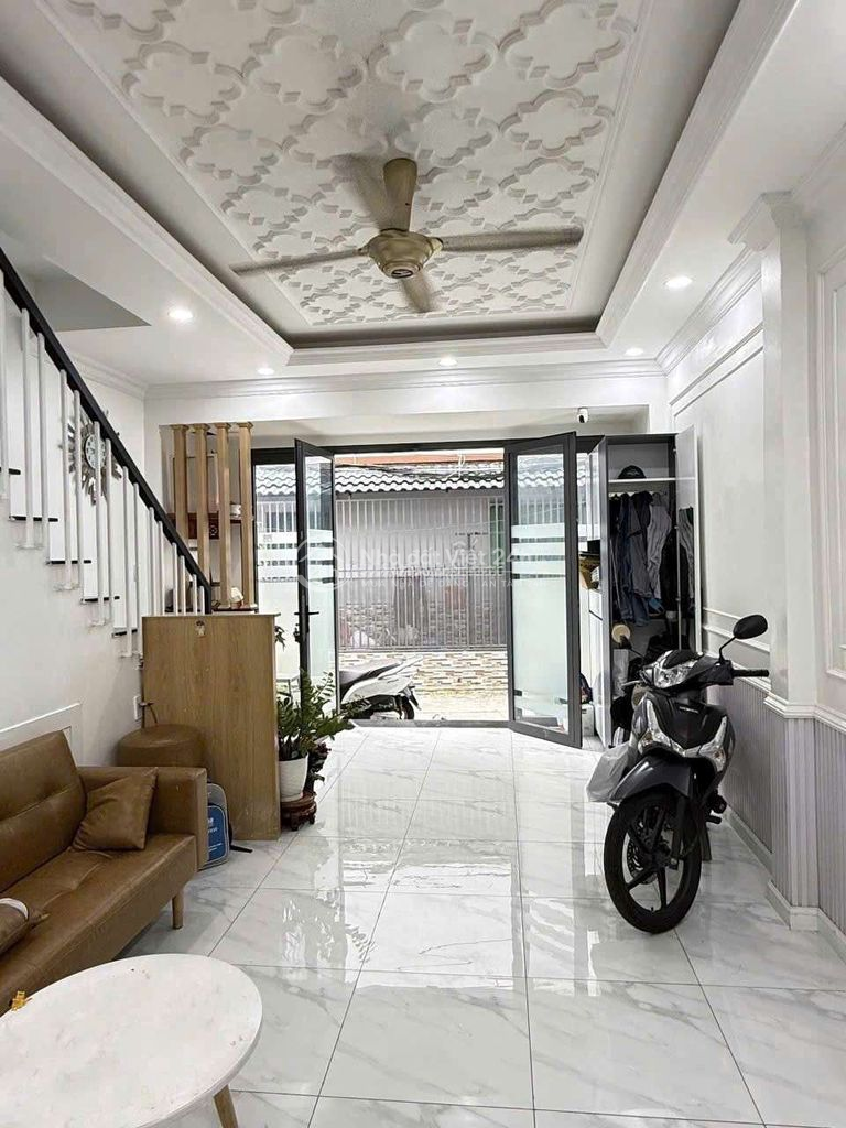 NHÀ TÂN PHÚ NGAY CHỢ , SÁT NGUYỄN CỬU ĐÀM, TÂN SƠN NHÌ DTSD 89M2
