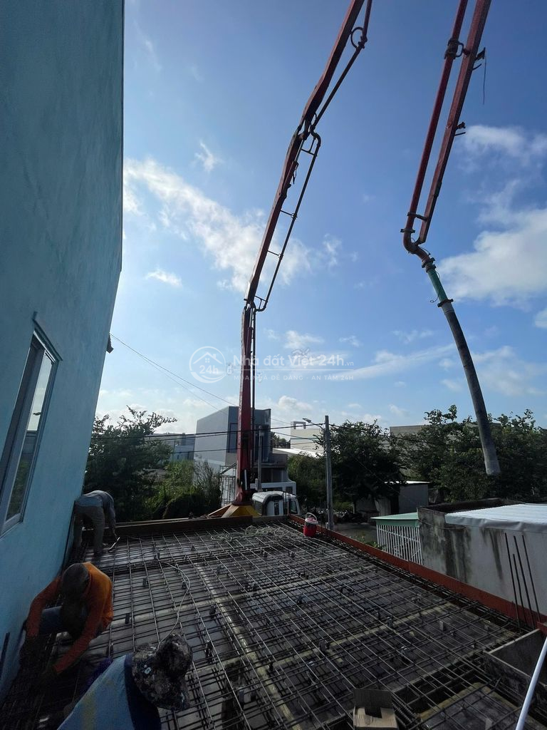 BÁN NHÀ 2 TẦNG – SỐ NHÀ 79 (ÔNG THẦN TÀI) – VỊ TRÍ ĐẸP