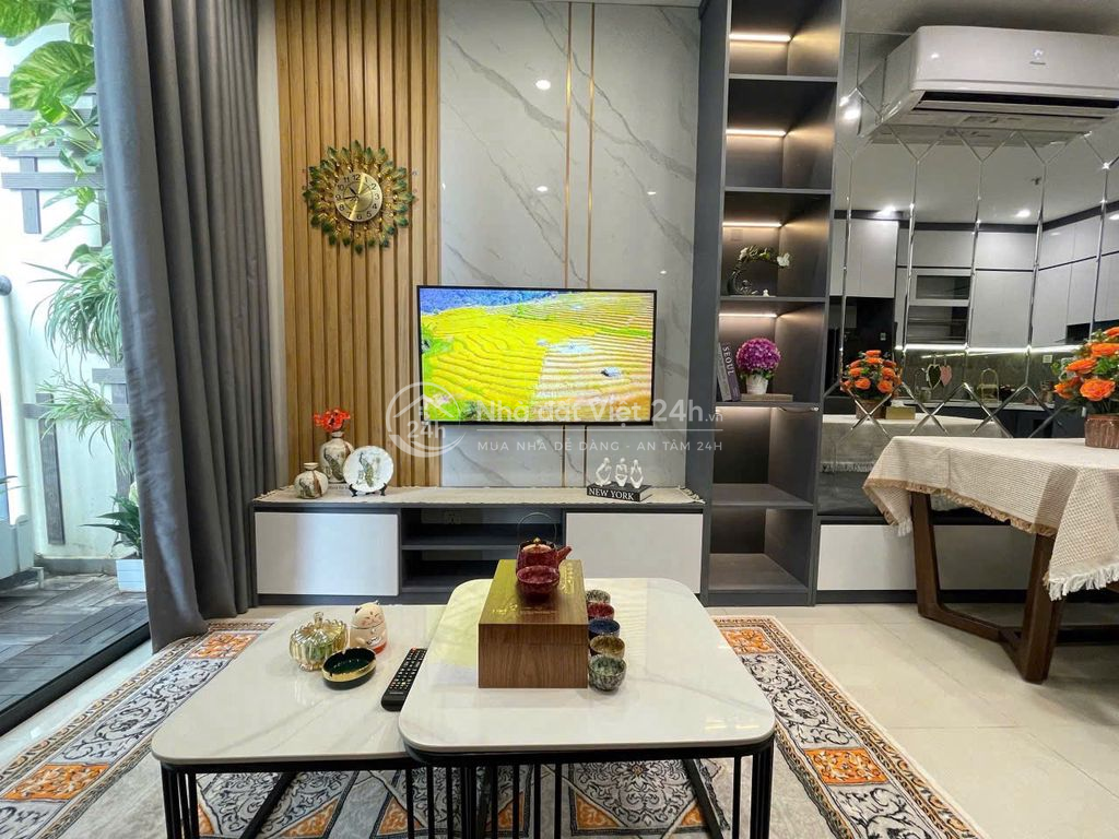Bán nhanh căn 2n1wc , 55m , giá 3,45t , đủ đồ tại Vinhomes Smart City