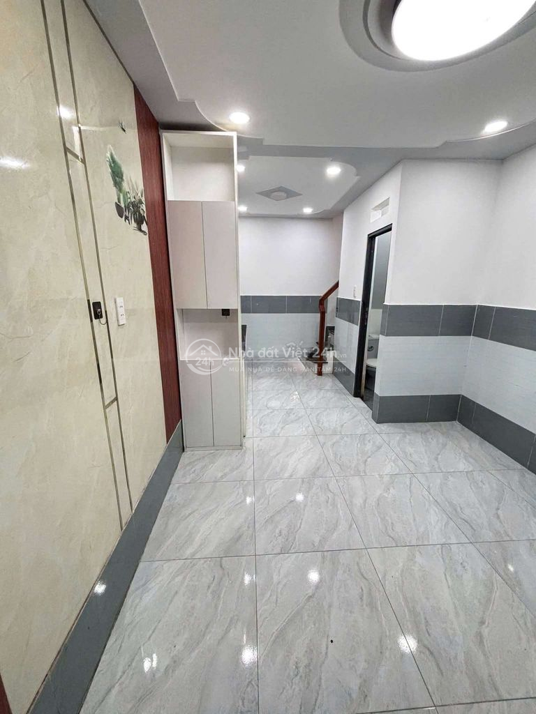 Nhà mới đẹp, (3,2x6,5) căn cuối, 1lầu, 2xẹt đường Võ Thị Phải, Thới An