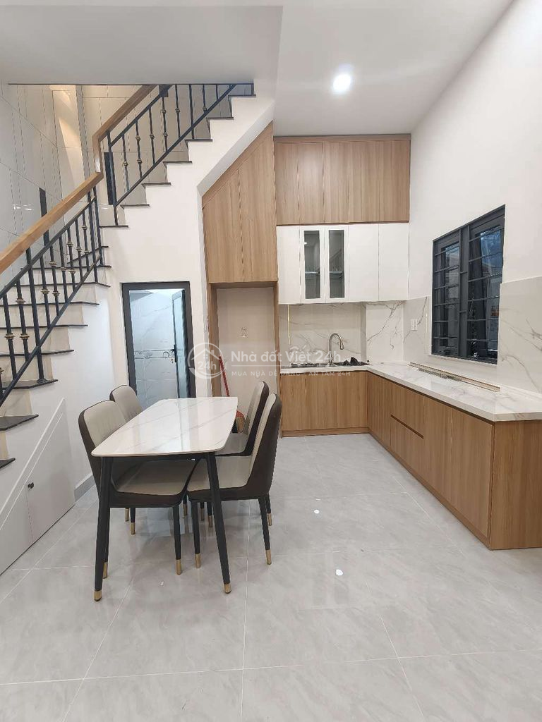 NHÀ 3 LẦU MỚI HOÀN THIỆN HẺM 861 TRẦN XUÂN SOẠN.
