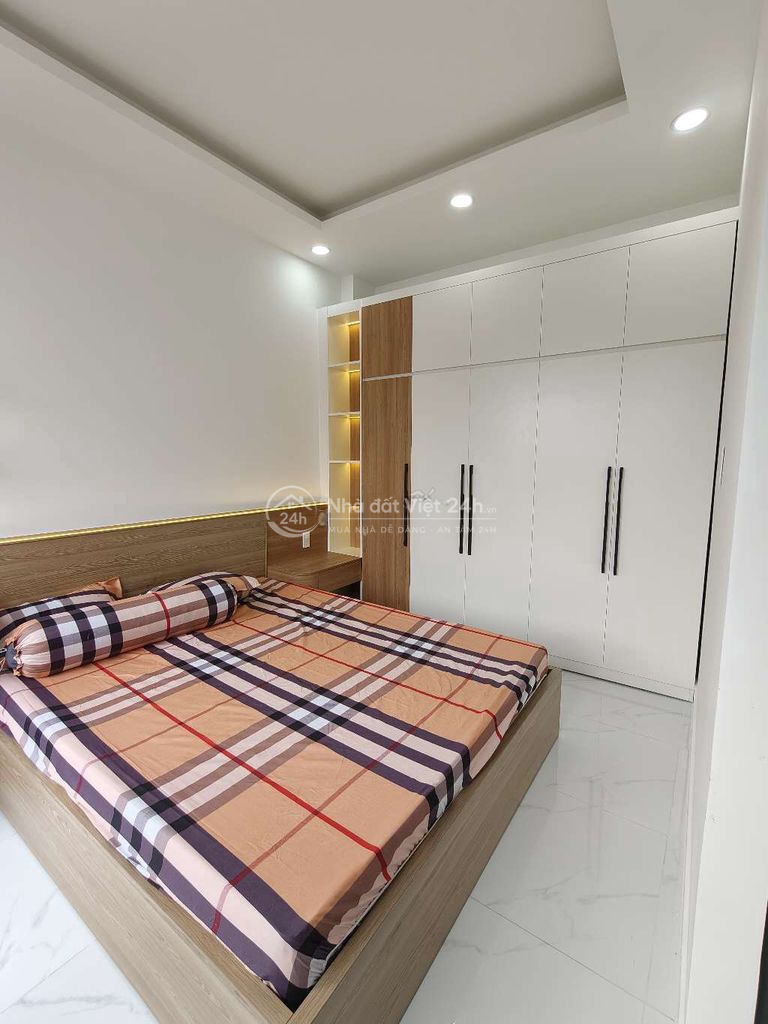 NHÀ 3 LẦU MỚI HOÀN THIỆN HẺM 861 TRẦN XUÂN SOẠN.
