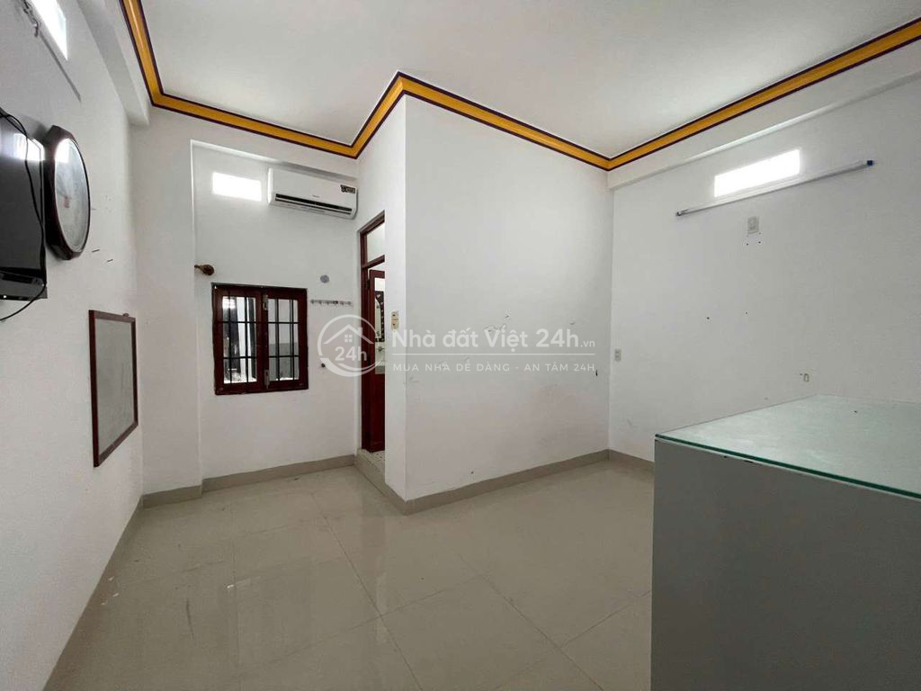 Bán Gấp Giảm 7 tỷ- Mặt tiền đường Lý Nam Đế Phước Ling Nha Trang