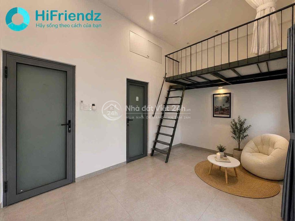 Bóc seal Duplex ban công ngay Nguyễn Gia Trí