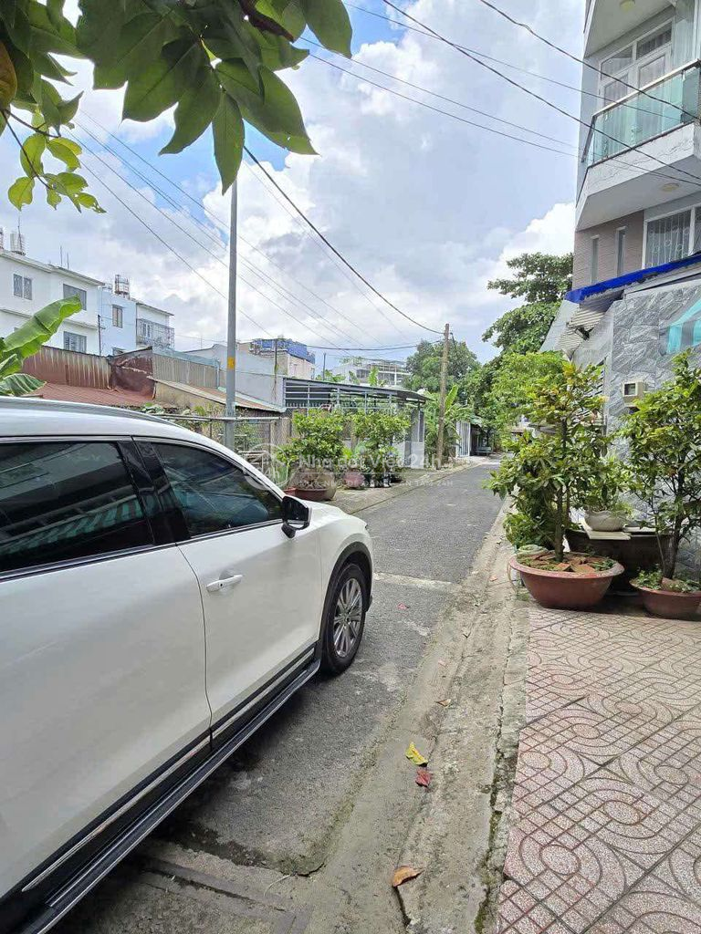 Nhà Phố SHR Xây 3 Tầng Thuộc KDC An sương Nguyễn Văn Quá
