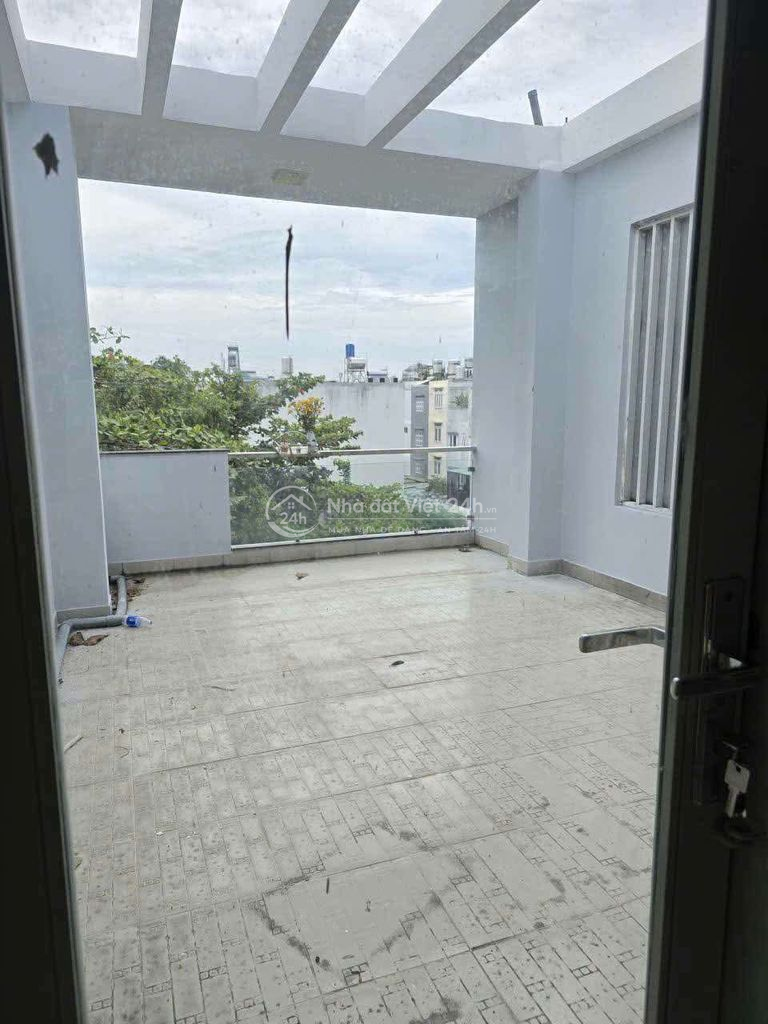 Nhà Phố SHR Xây 3 Tầng Thuộc KDC An sương Nguyễn Văn Quá