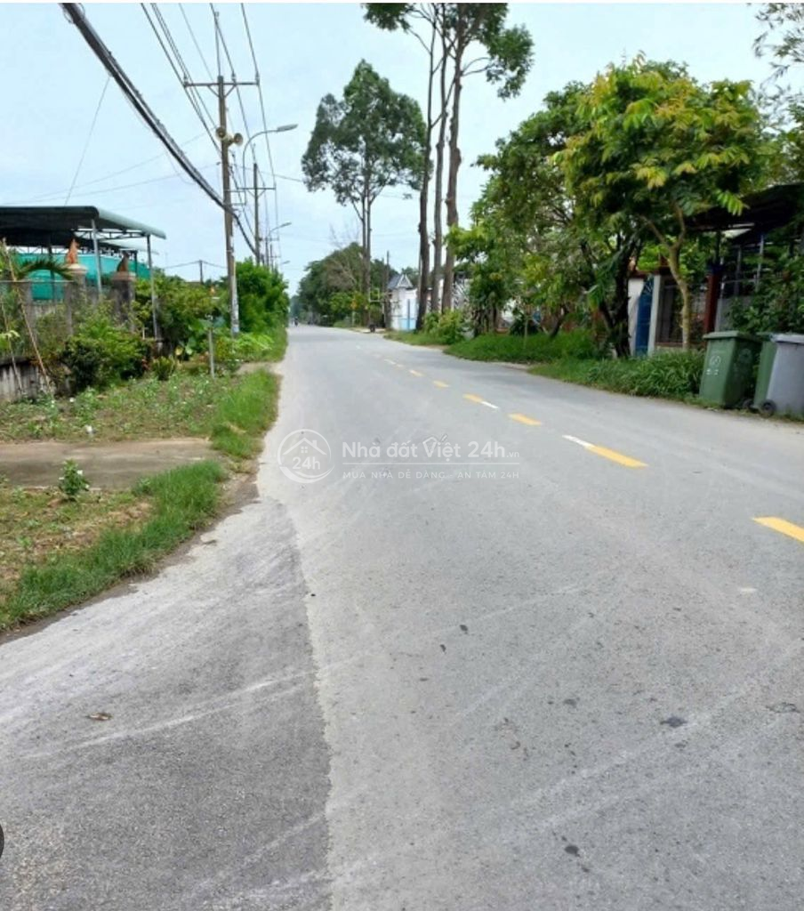 Ông Anh cần bán 600m2 Đất vườn sẵn Thổ cư đường ô tô tại Củ Chi
