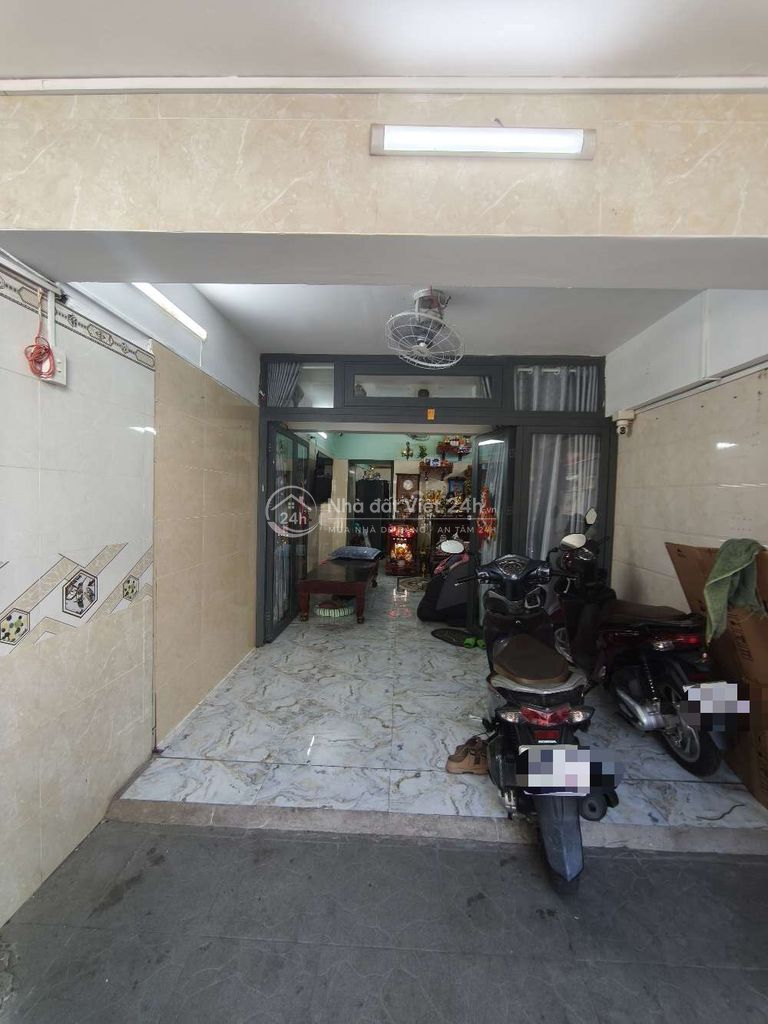 BÁN NHÀ CHÍNH CHỦ