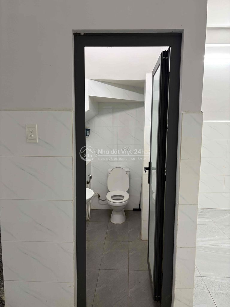 CHÍNH CHỦ CHO THUÊ NHÀ NGUYÊN CĂN - HẺM LỚN ĐƯỜNG THOẠI NGỌC HẦU, TÂN