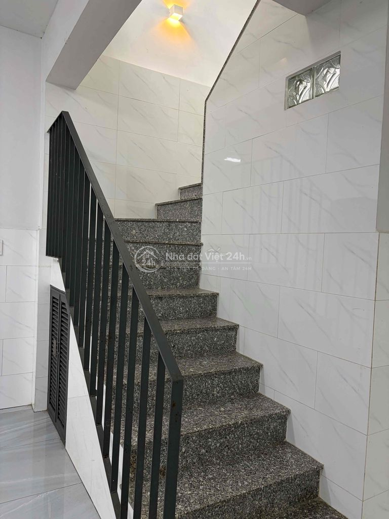 CHÍNH CHỦ CHO THUÊ NHÀ NGUYÊN CĂN - HẺM LỚN ĐƯỜNG THOẠI NGỌC HẦU, TÂN
