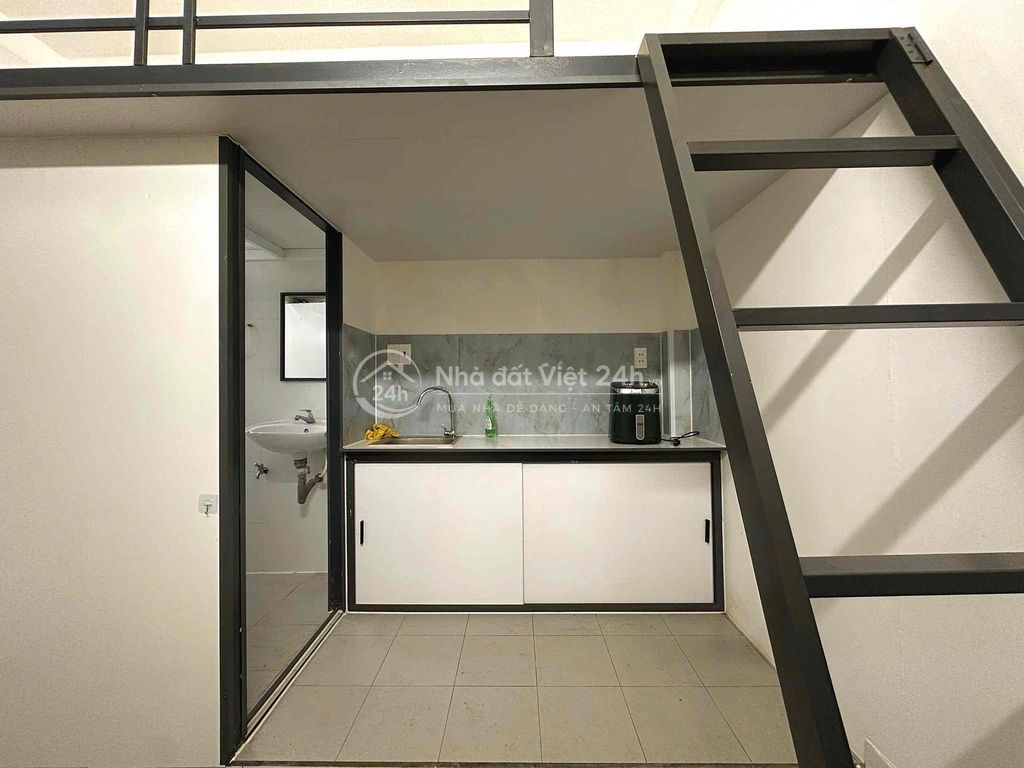 Giá Rẻ! Thang Máy Hầm Xe - Duplex Full Nội Thất - Tân Định Quận 1