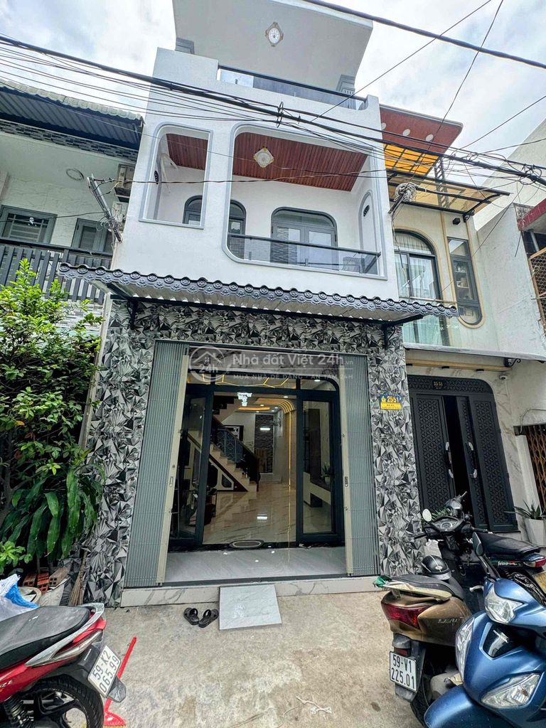 Nhà Đẹp quận 6 51m2 1t2l full nội thất hẻm xe hơi