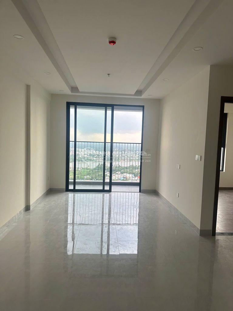 CẦN BÁN GẤP CĂN GÓC 2MT VIEW SÔNG SG 78M2( 3TY)