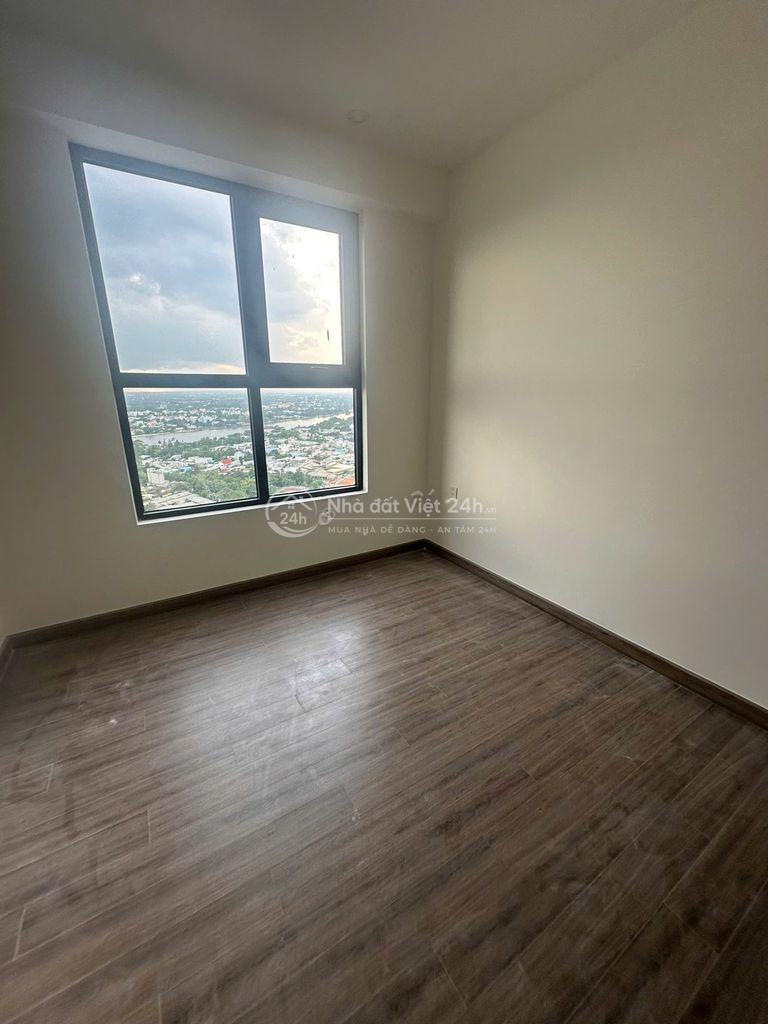 CẦN BÁN GẤP CĂN GÓC 2MT VIEW SÔNG SG 78M2( 3TY)