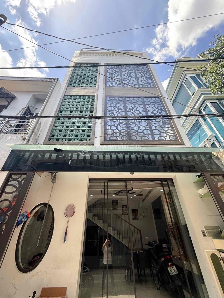 Bán nhà hẻm xe hơi đường Tân Sơn Nhì, quận Tân Phú cũ, diện tích sàn 1