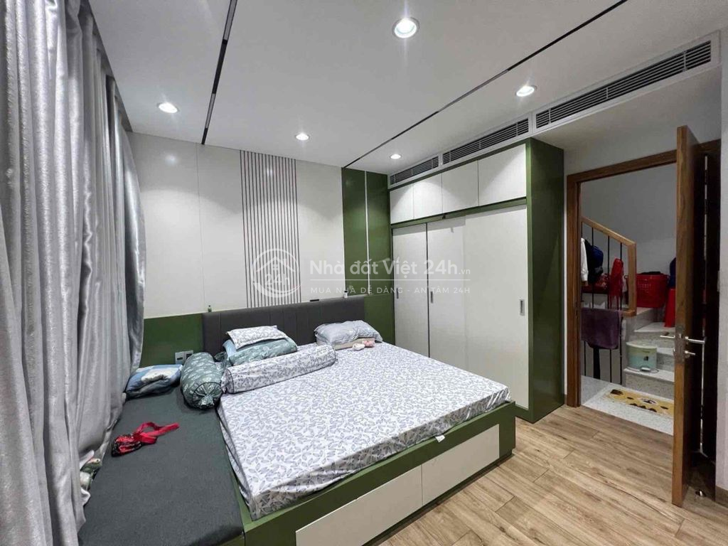 Bán nhà hẻm xe hơi đường Tân Sơn Nhì, quận Tân Phú cũ, diện tích sàn 1