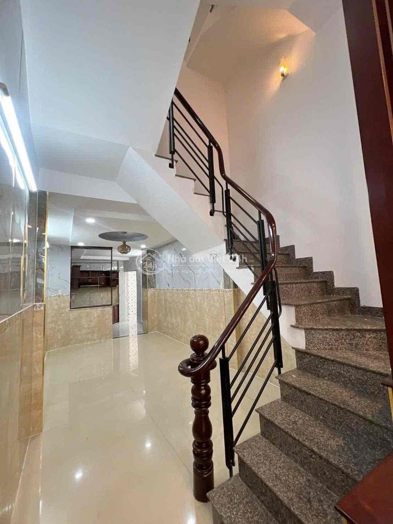 NHÀ 4 TẨNG 80M2 Gần CHỢ PHẠM THẾ HIỂN P4 QUẬN 8