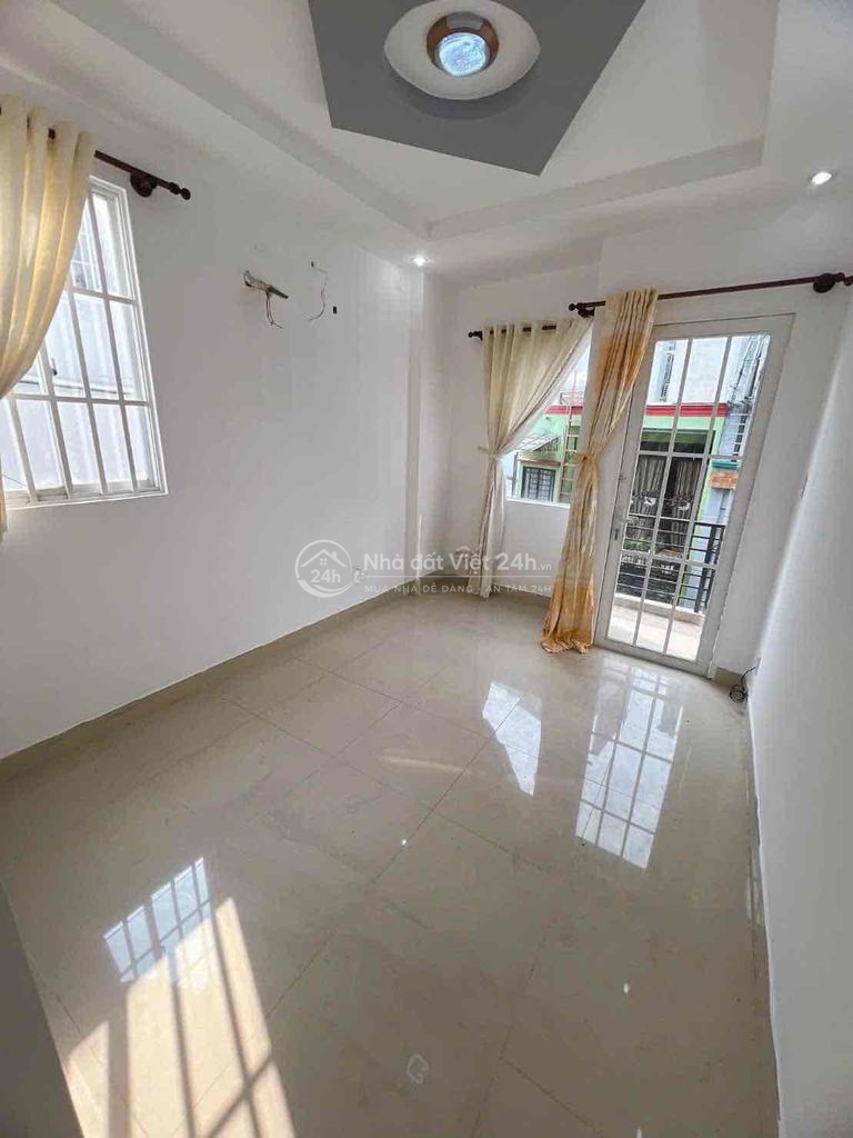 NHÀ 4 TẨNG 80M2  Gần CHỢ PHẠM THẾ HIỂN P4 QUẬN 8