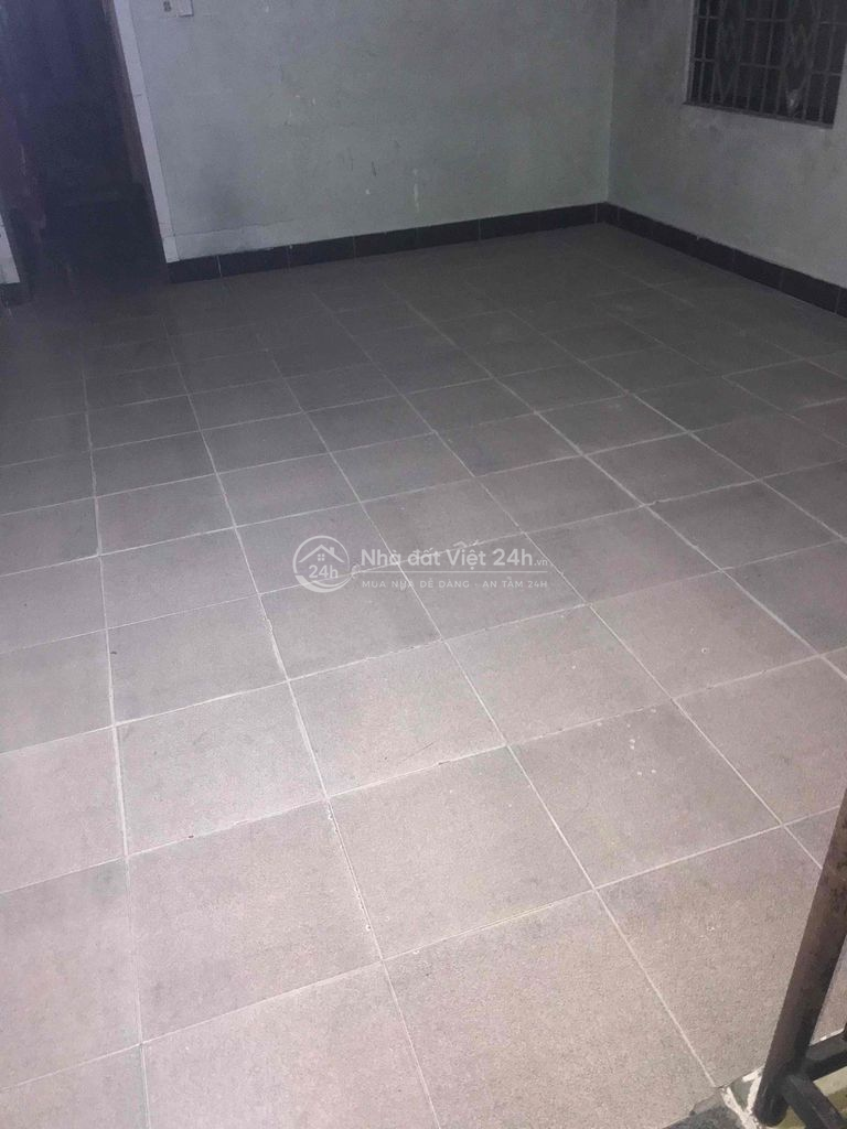 Cần cho thuê nhà 6 kiệt 25 ông ích khiêm. Nhà gần Đại nội.