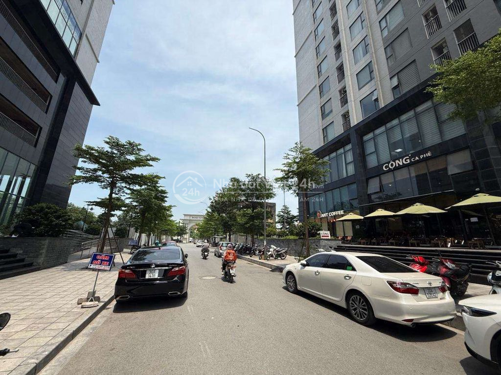 Bán gấp căn 2N2WC Rose Town 79 Ngọc Hồi