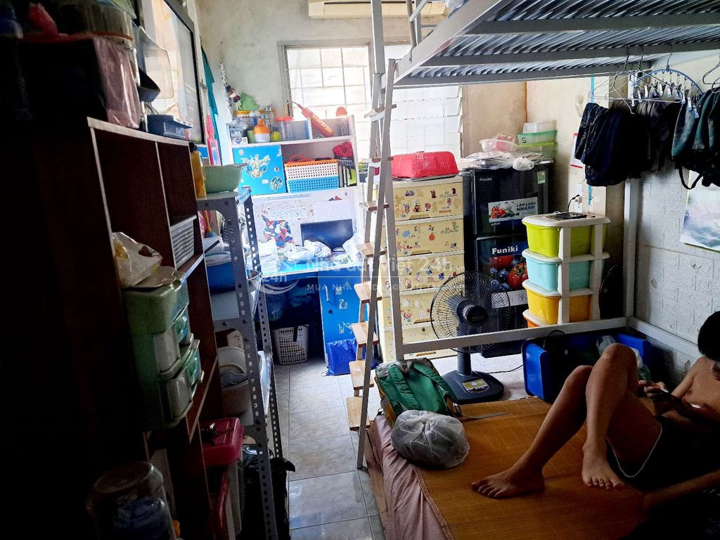 chính chủ cần bán căn nhà ngõ chợ khâm thiên