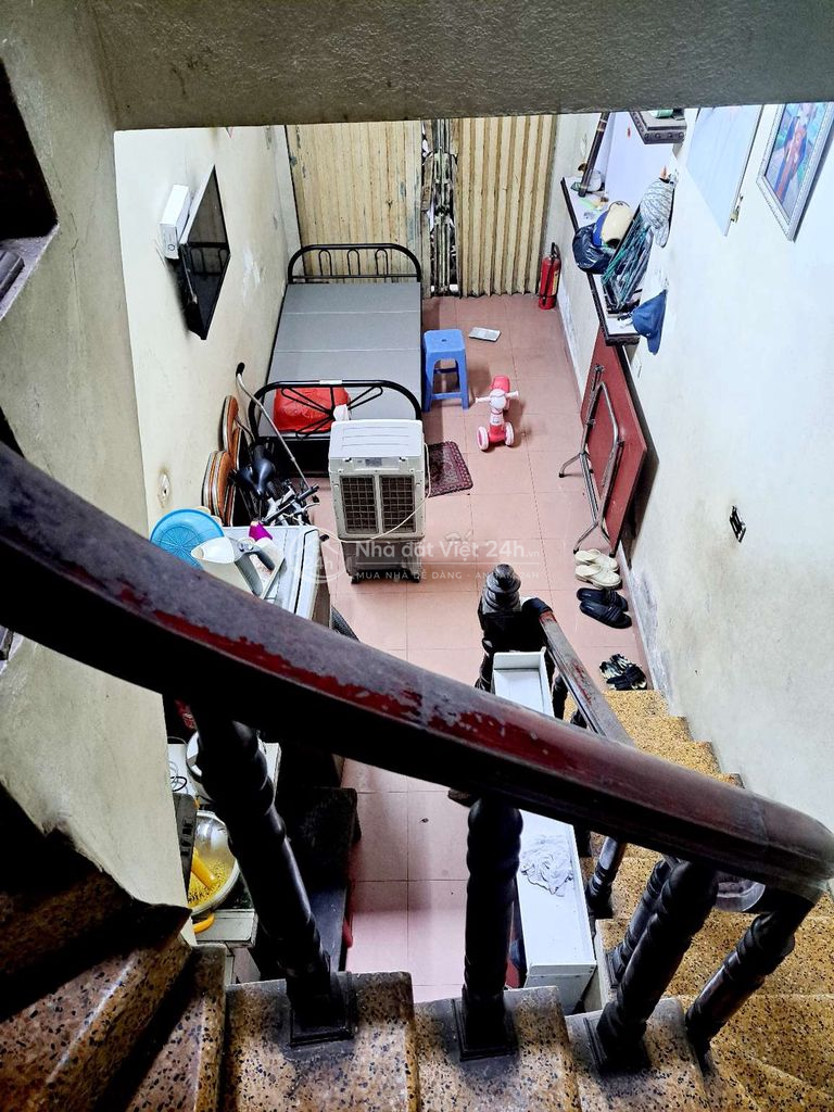 chính chủ cần bán căn nhà ngõ chợ khâm thiên