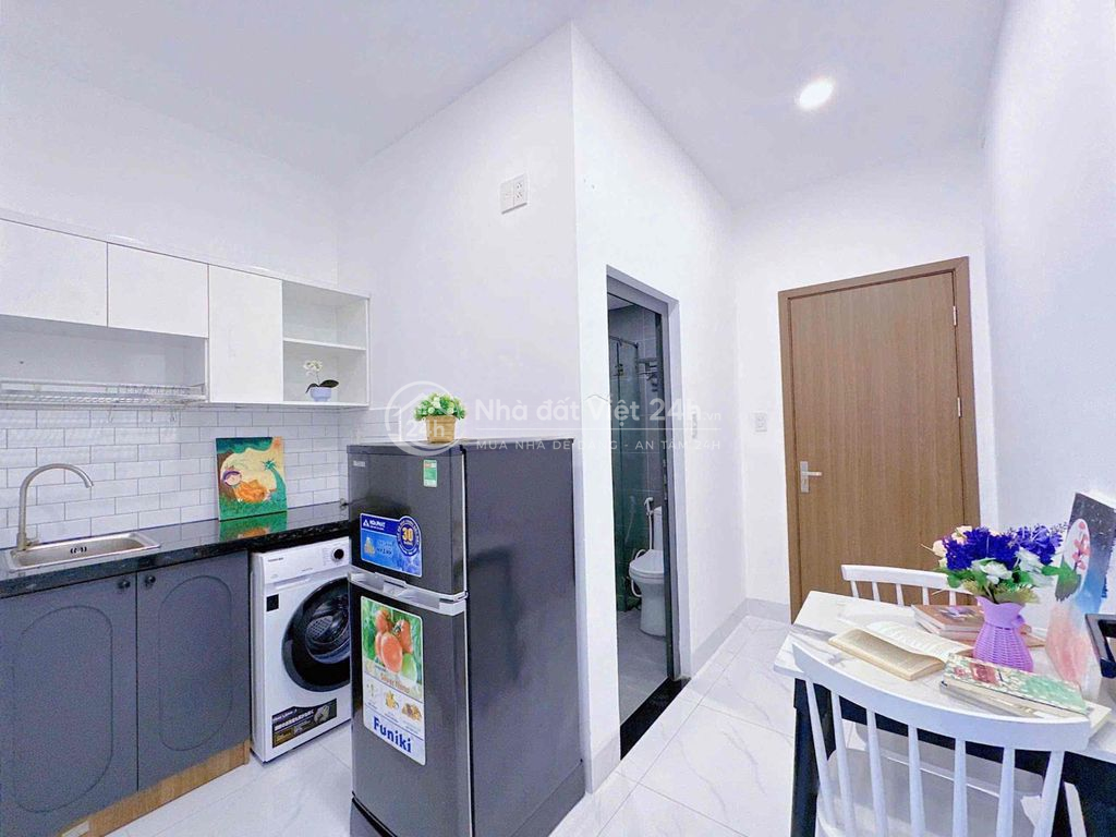 CHO THUÊ CHDV 1 PHÒNG NGỦ RỘNG 30m2 NGAY SÁT BÊN VĂN LANG CS3