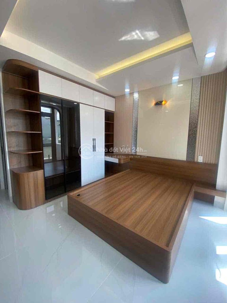 Bán nhà Tô Hiệu, 60m2, 4x15, 4 Tầng, 4pn, 5wc, đường nhựa 12m, full NT