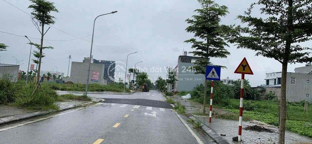 Bán đất chính chủ 100m² mặt sau Hồ Điều Hòa Quang Trung – Phổ Yên