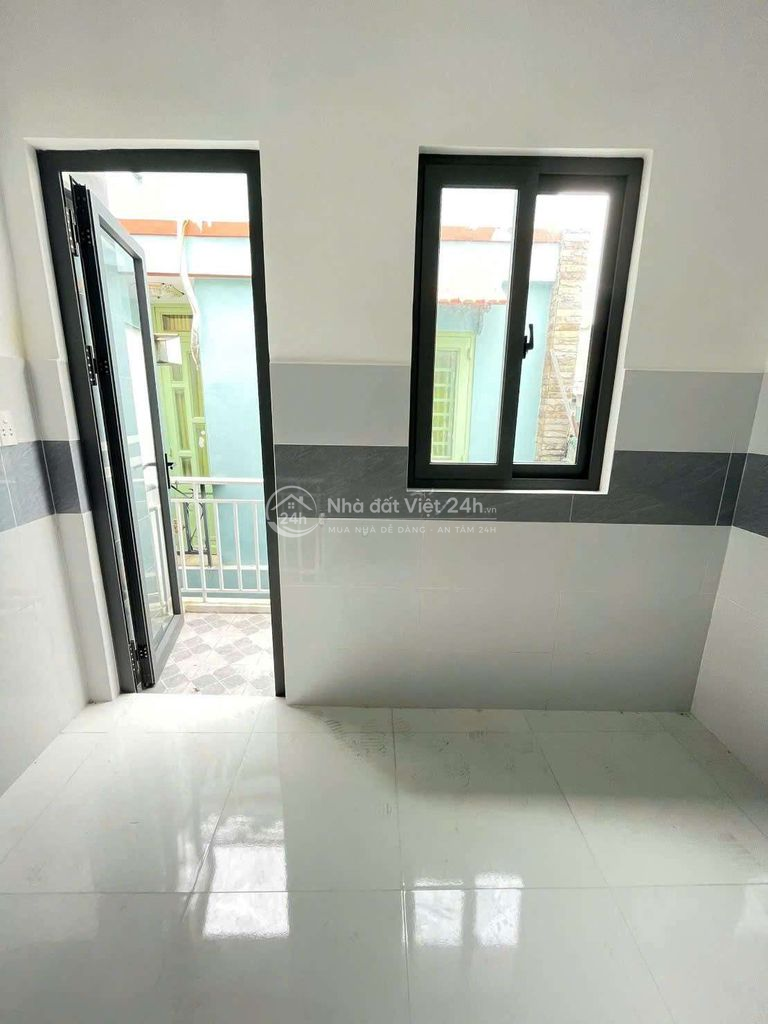 Nhà 15m² 1 lầu Bình Tân ngay ngã Tư Hương Lộ 2 và Mã Lò