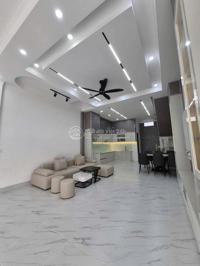 bán nhà mê mới 100% hẻm Mai Hắc Đế gần Ecoplace