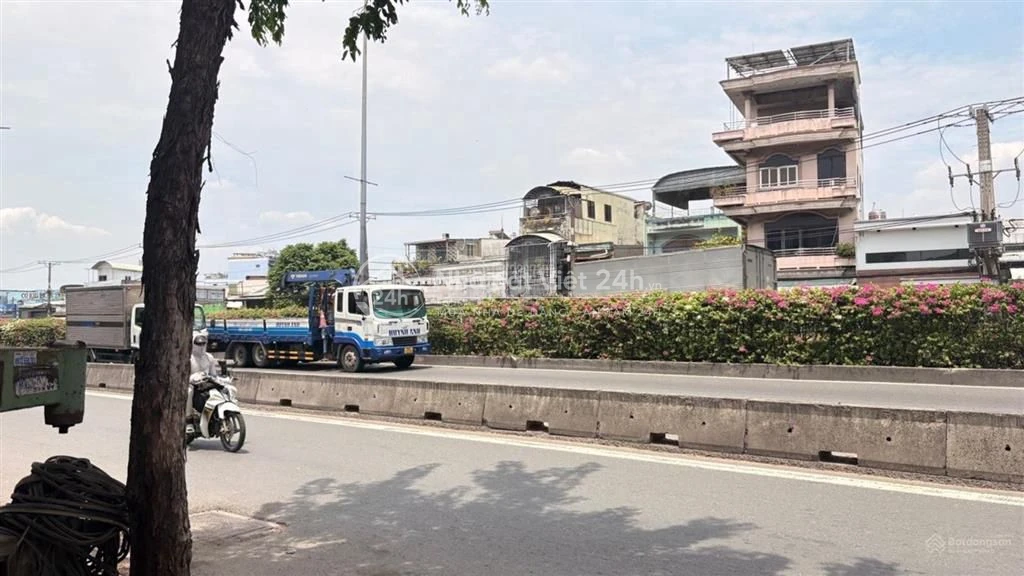 Nhà MT 9.5m, ~200m2, Qlộ 1A, P.Tân Chánh Hiệp, Q.12, TP.HCM; 11,xtỷ