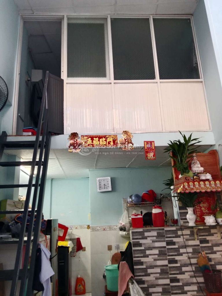 Giá 850tr. nhà 3x5. 1 lầu 1pn 1wc lưu Hữu Phước p15 q8.