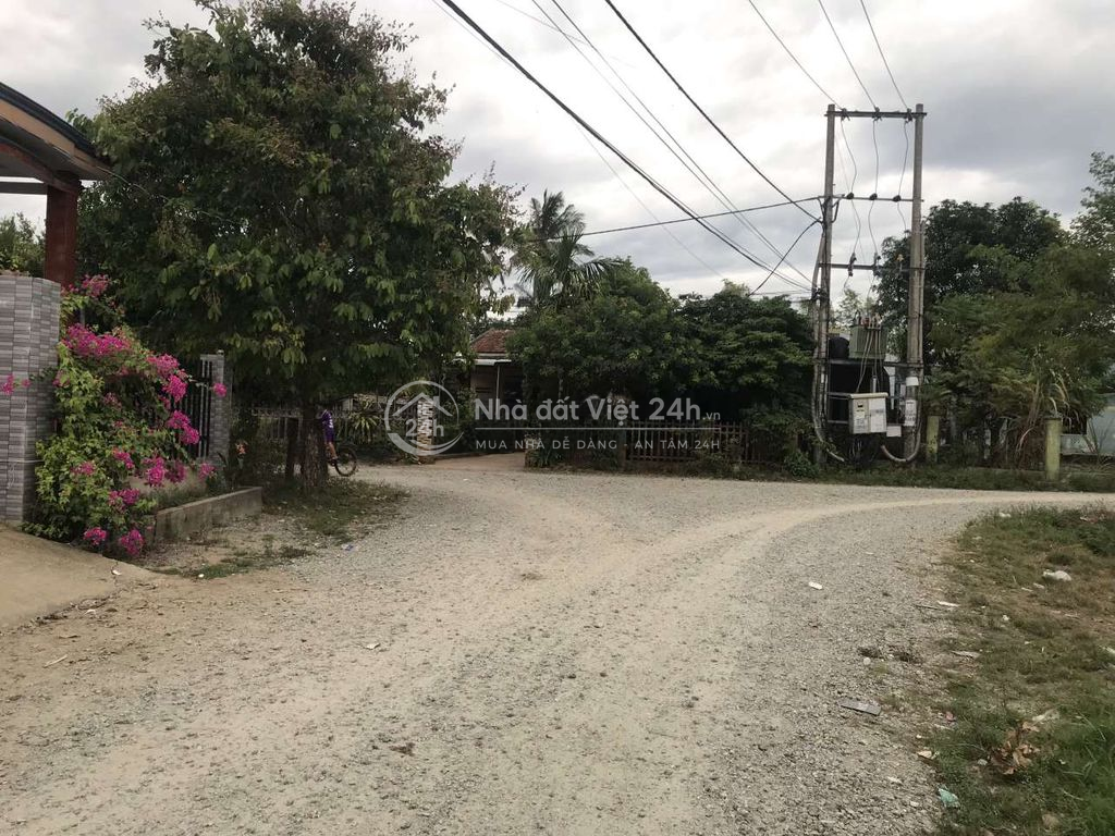 chính chủ cần bán đất 2 mặt tiền