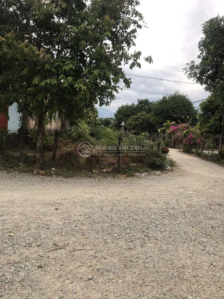 chính chủ cần bán đất 2 mặt tiền