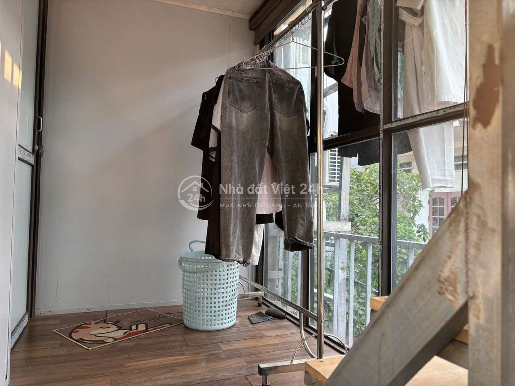 20m2 x 4T. 3PN. 4WC. Điều Hoà, Nóng Lạnh, Máy Giặt.