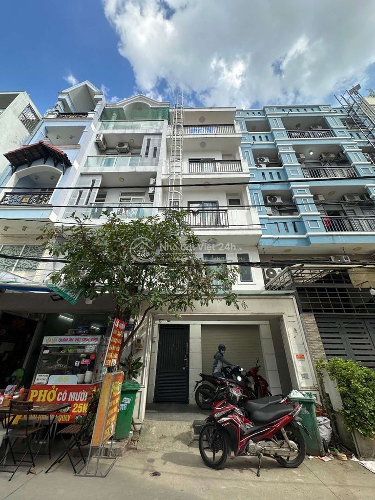 CHDV 15 PHÒNG - DOANH THU 600Tr/năm - GẦN DH VĂN LANG - 66M2
CÓ PCCC