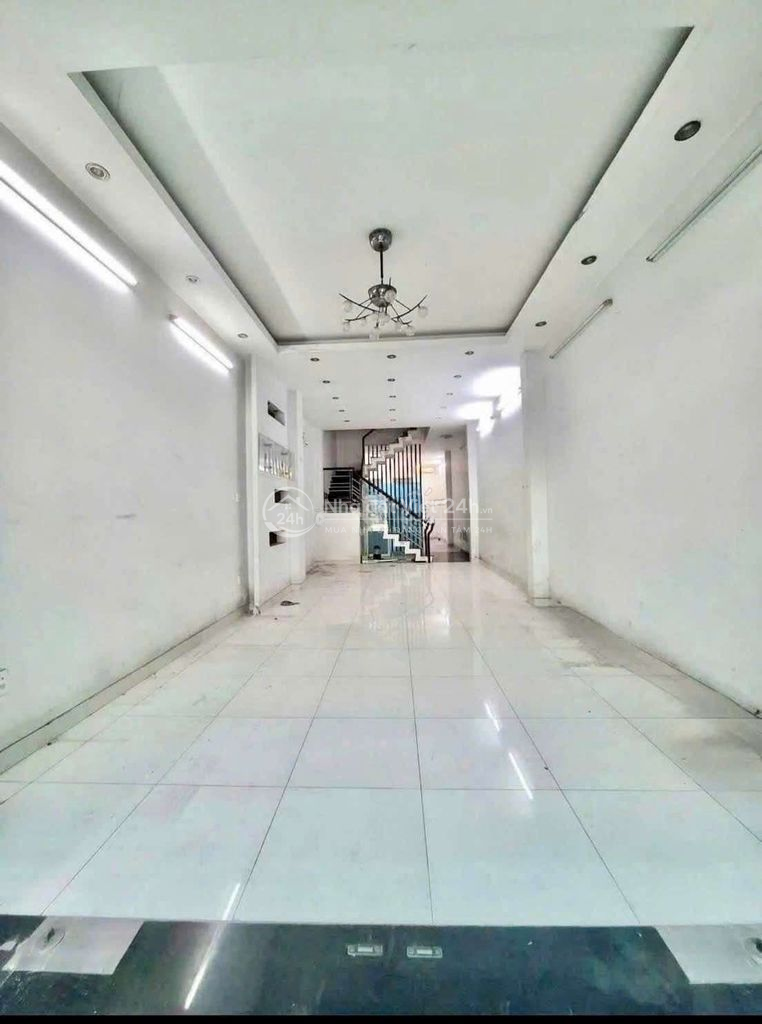 Cho thuê MTKD vành đai trong đt 4*25m