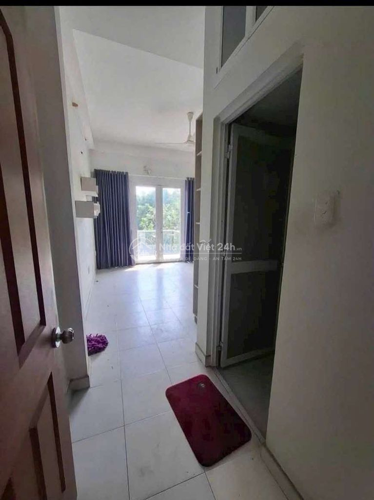 Cho thuê MTKD vành đai trong đt 4*25m